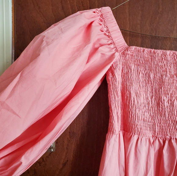 NWT SOKIE COLLECTIVE Puff Sleeve Light Pink Smoked Midi Pleated Dress size M - Picture 7 of 16